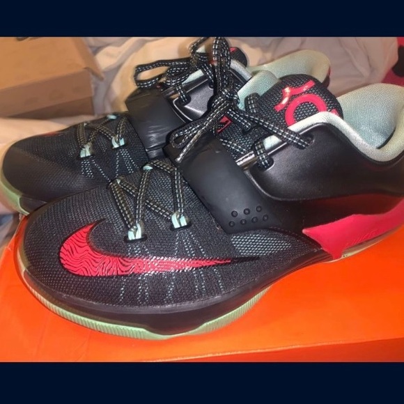 KDS sneakers - Picture 1 of 5